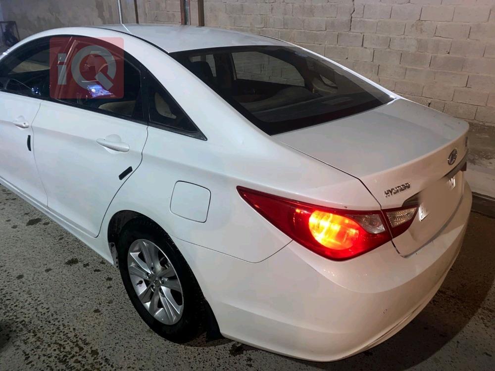 هیۆندای سۆناتا